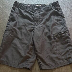 Urban Pipeline youth black Cargo Shorts. Size 18